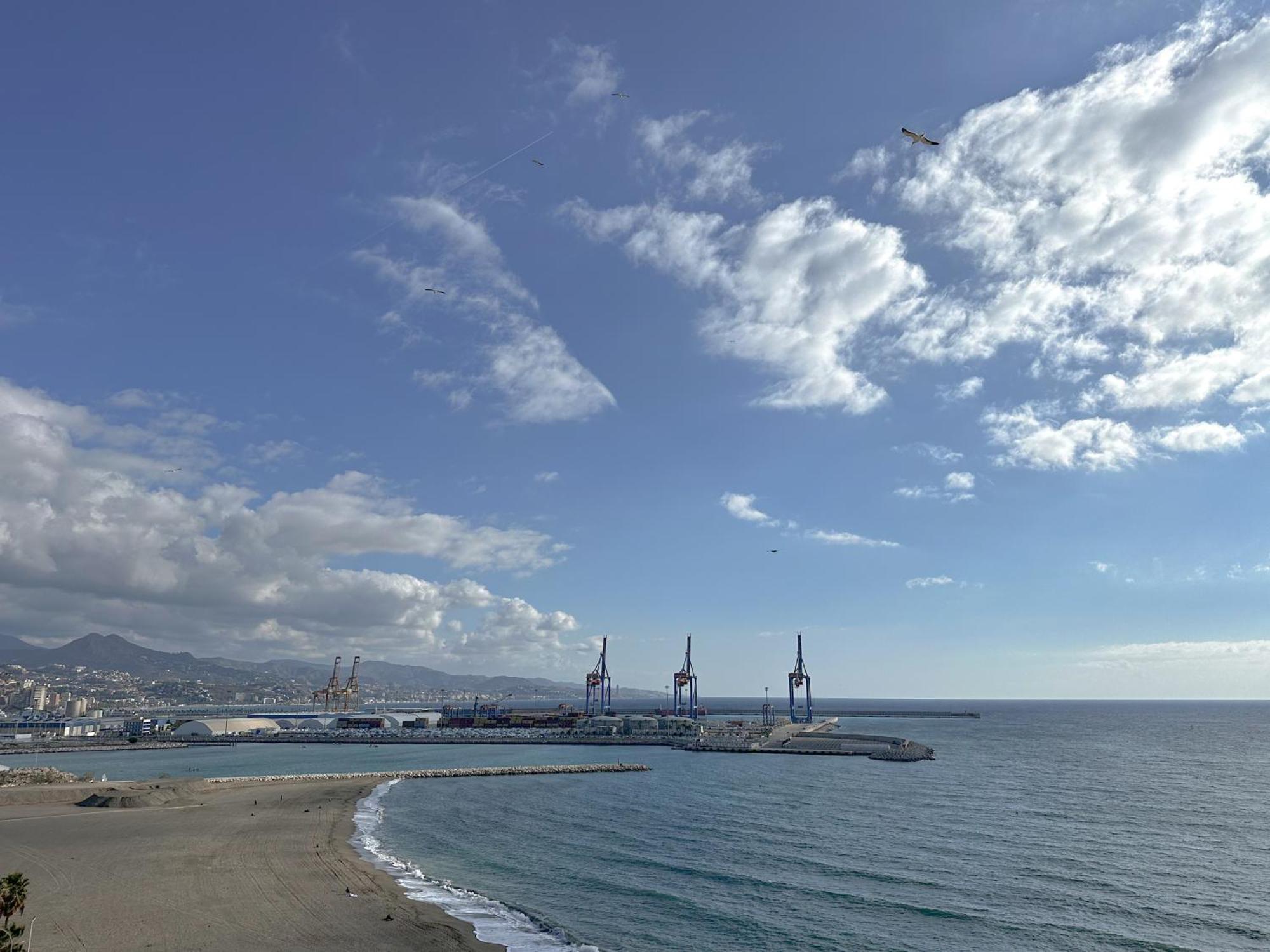 Apartamento Mirador Del Mediterraneo マラガ エクステリア 写真