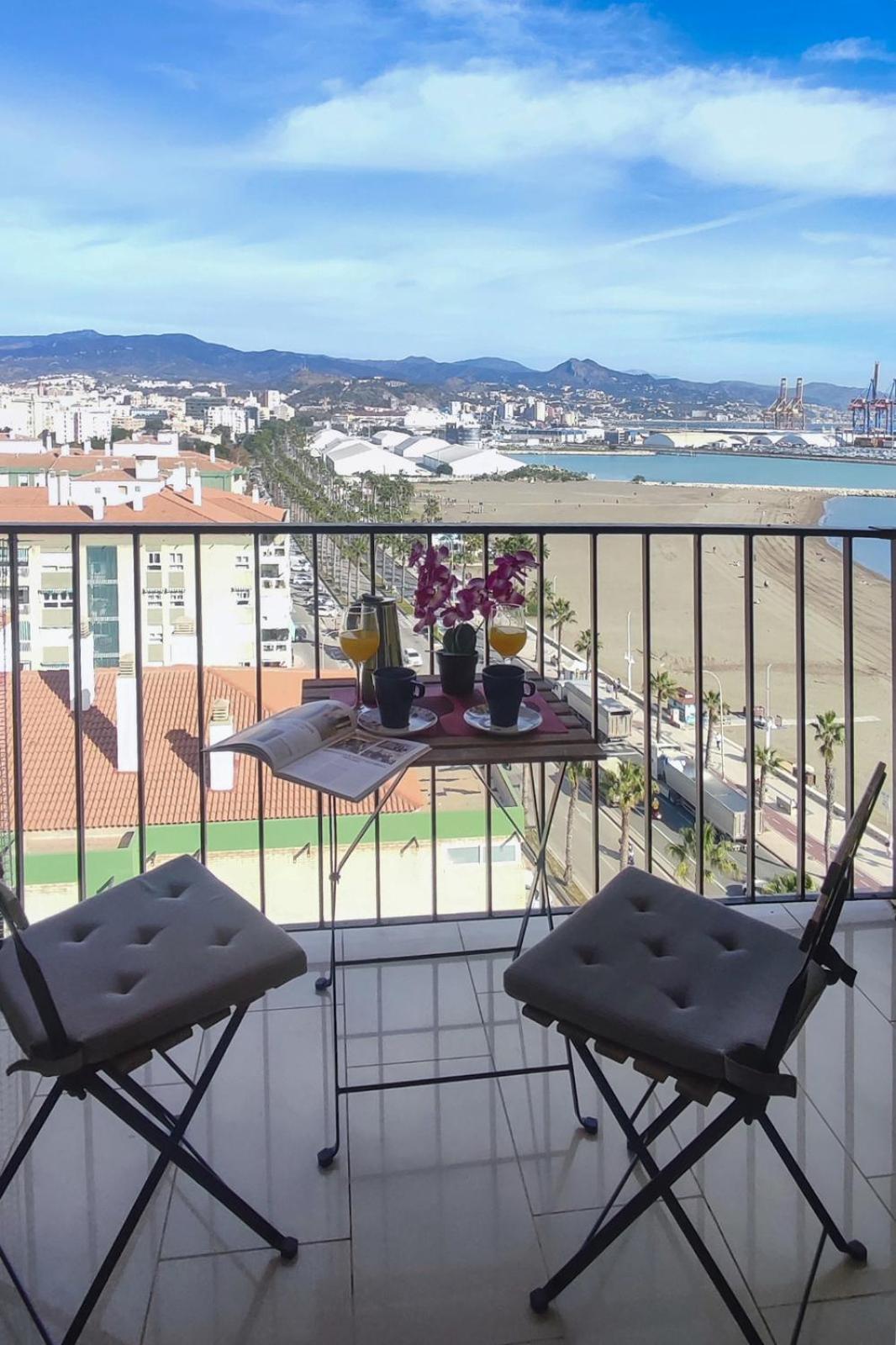 Apartamento Mirador Del Mediterraneo マラガ エクステリア 写真