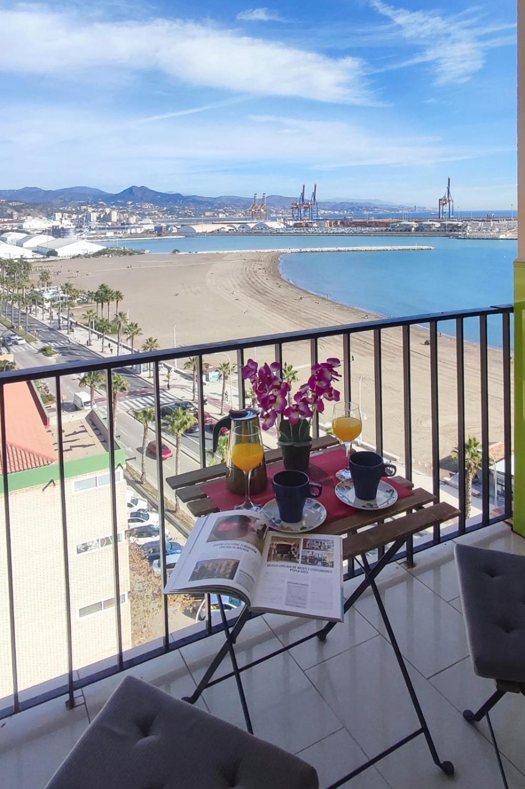 Apartamento Mirador Del Mediterraneo マラガ エクステリア 写真