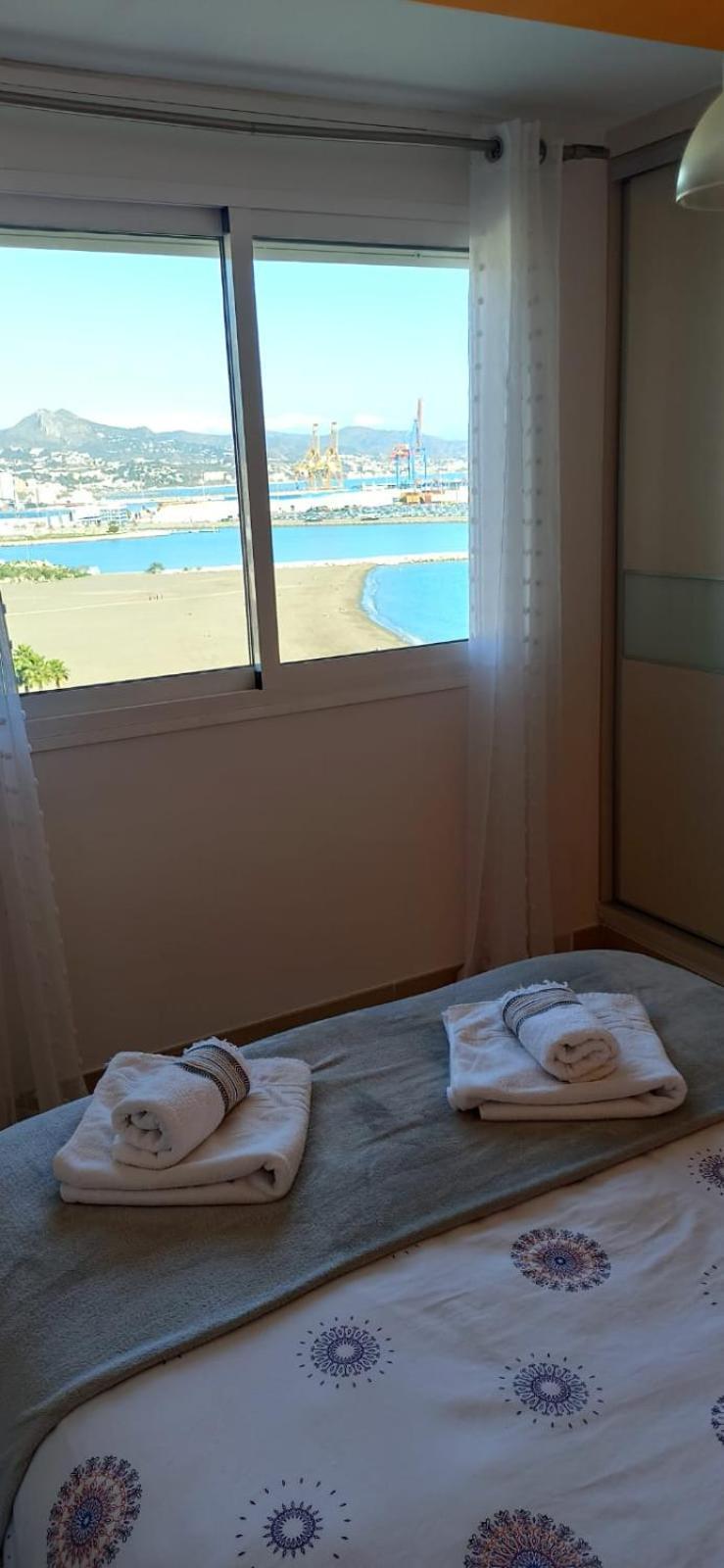 Apartamento Mirador Del Mediterraneo マラガ エクステリア 写真